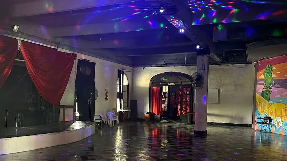 La foto de la "bailanta en la universidad" que difunció el Gobierno. 