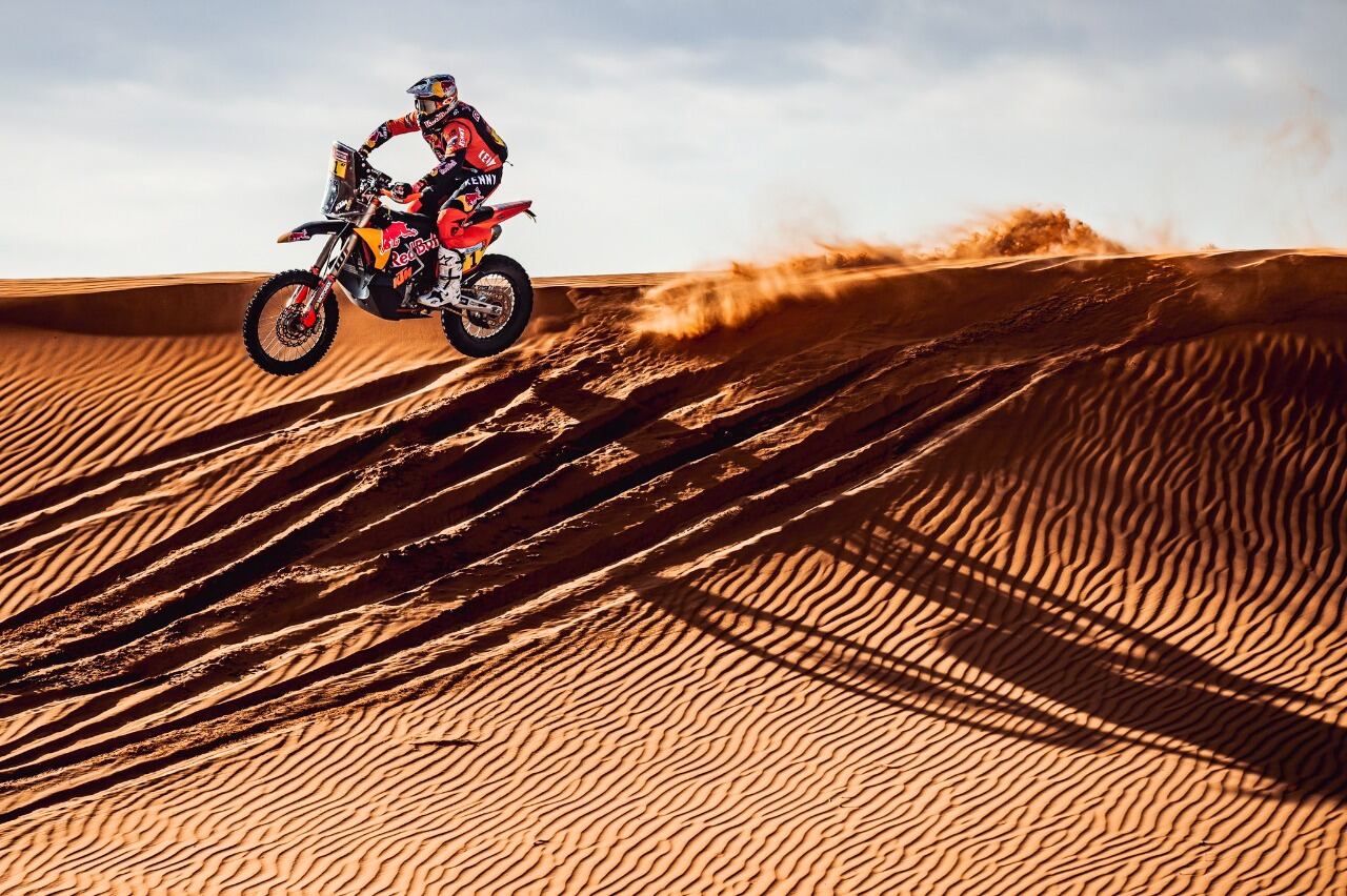 Kevin Benavides celebró su cumpleaños 34 en la jornada de descanso 