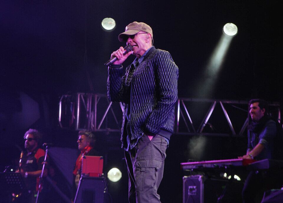 Tres nuevas canciones del Indio Solari expanden su vigente universo rockero