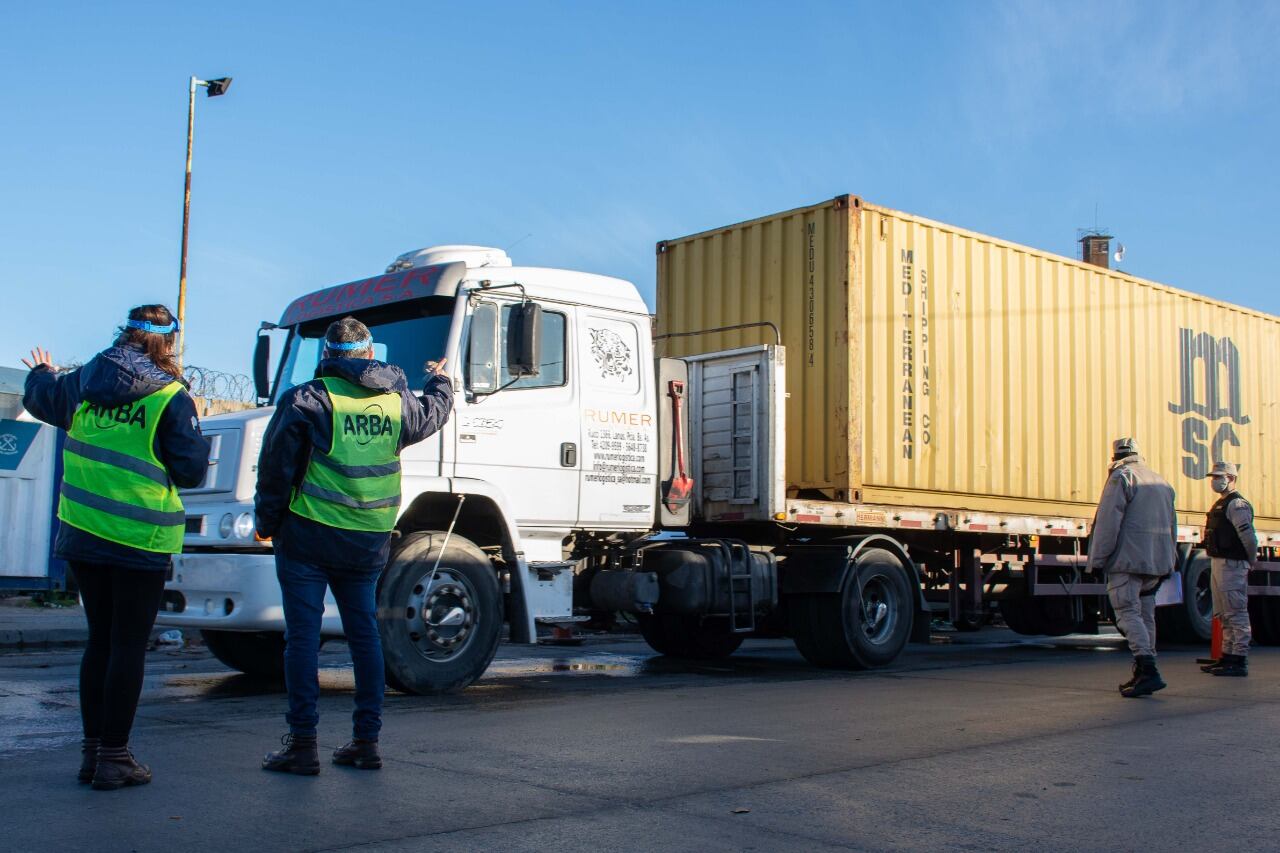 Controles de carga en los puertos bonaerenses