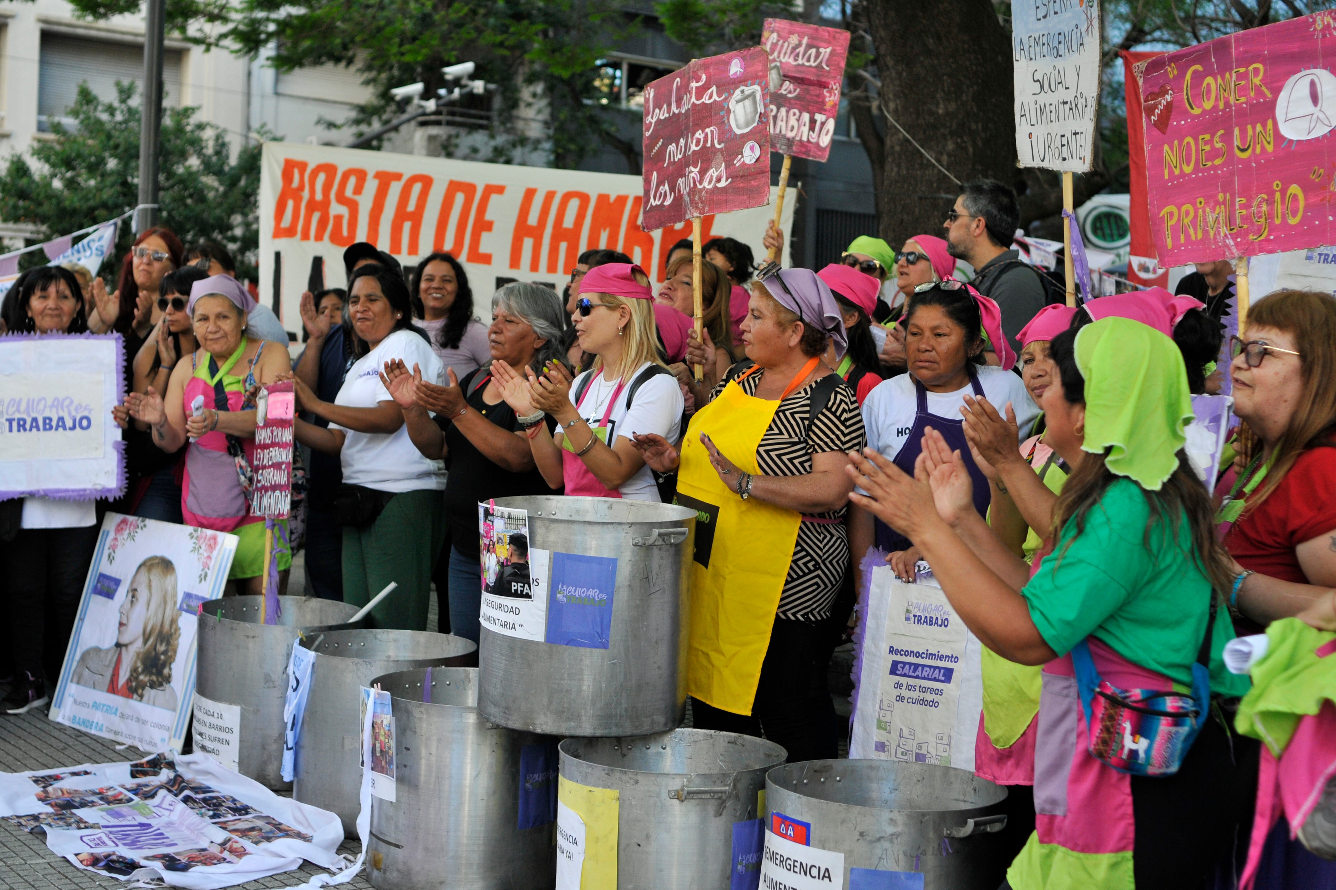 La "Mesa ecuménica" viene realizando manifestaciones cada martes.