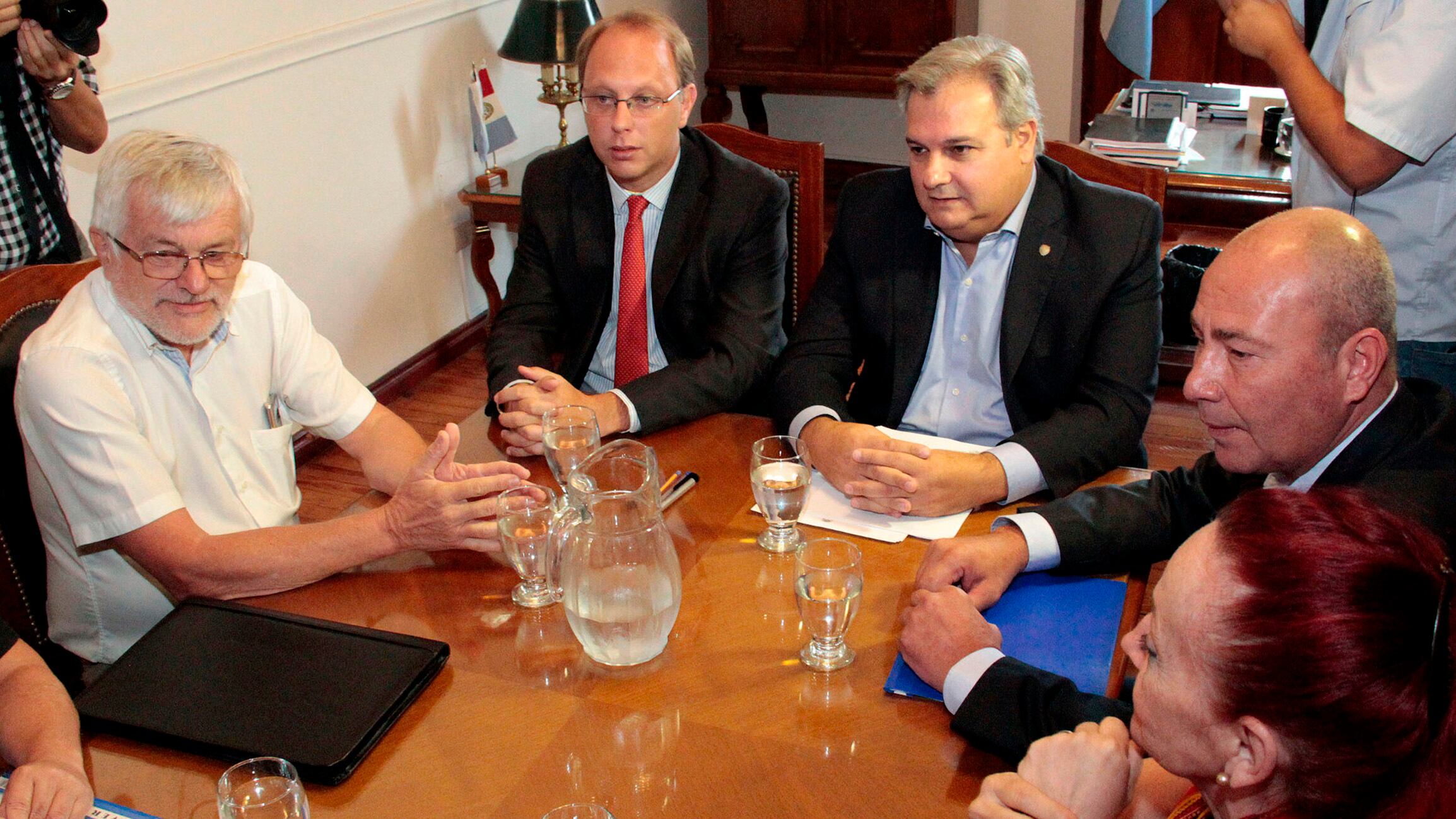 Los ministros Farías y Saglione se reunieron ayer con los dirigentes estatales.