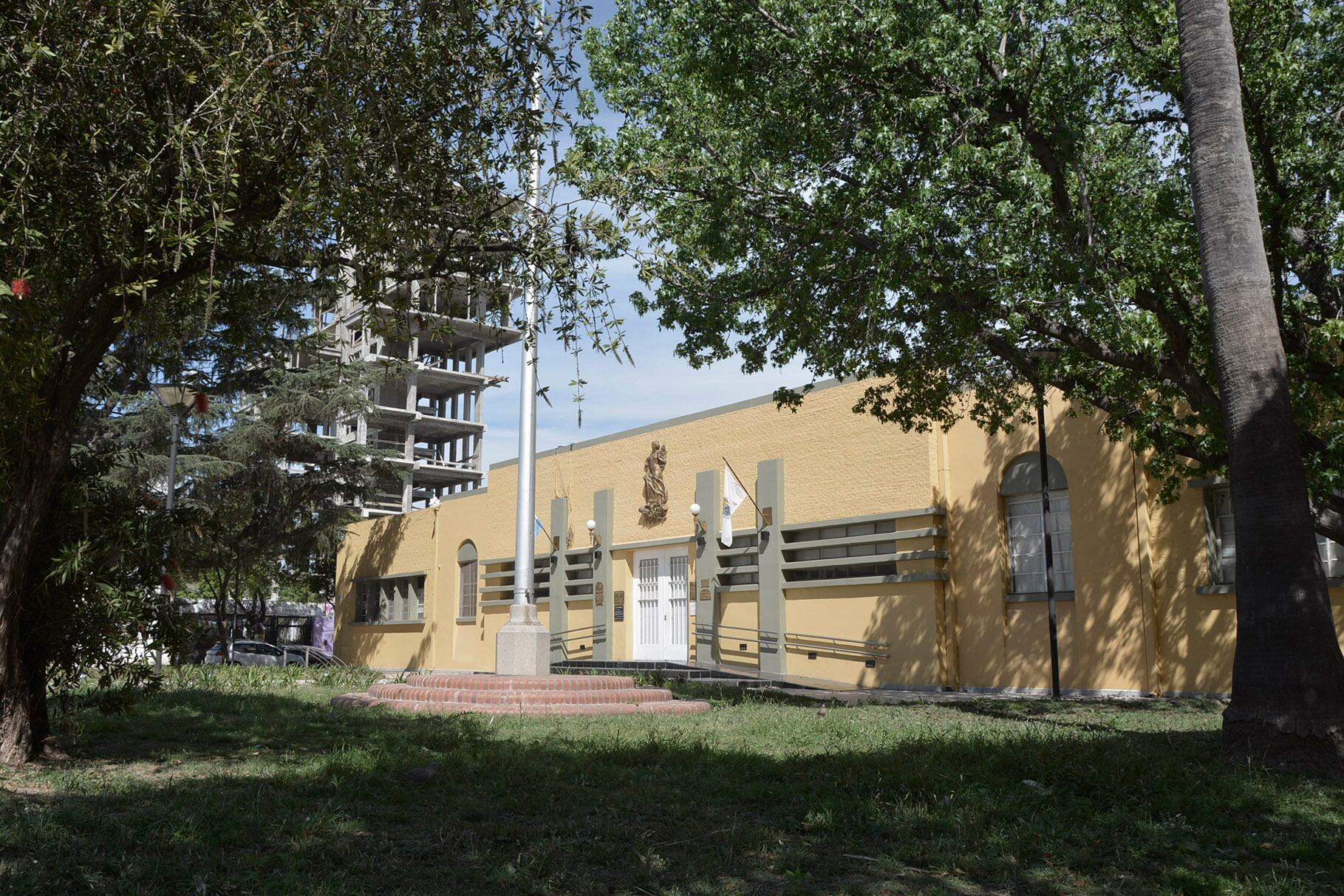 La intendencia de San Lorenzo. Su titular están en la mira de los fiscales federales.