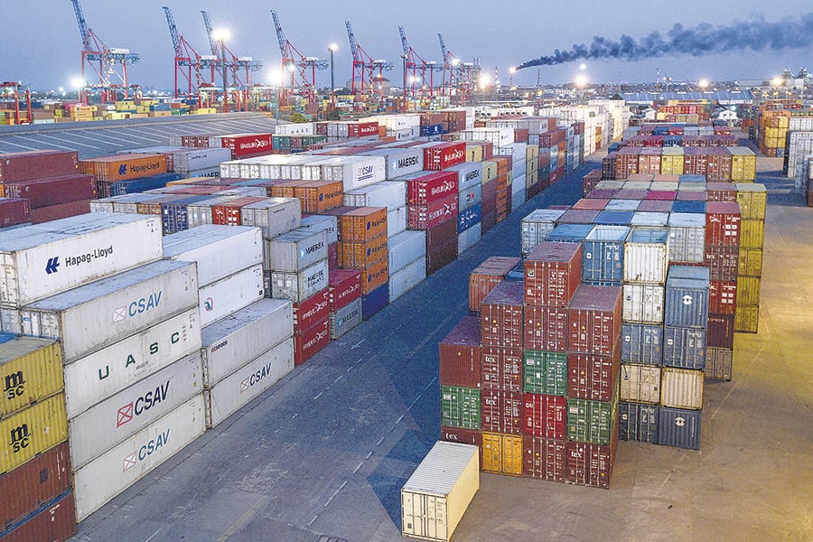 Crece la ola importadora.