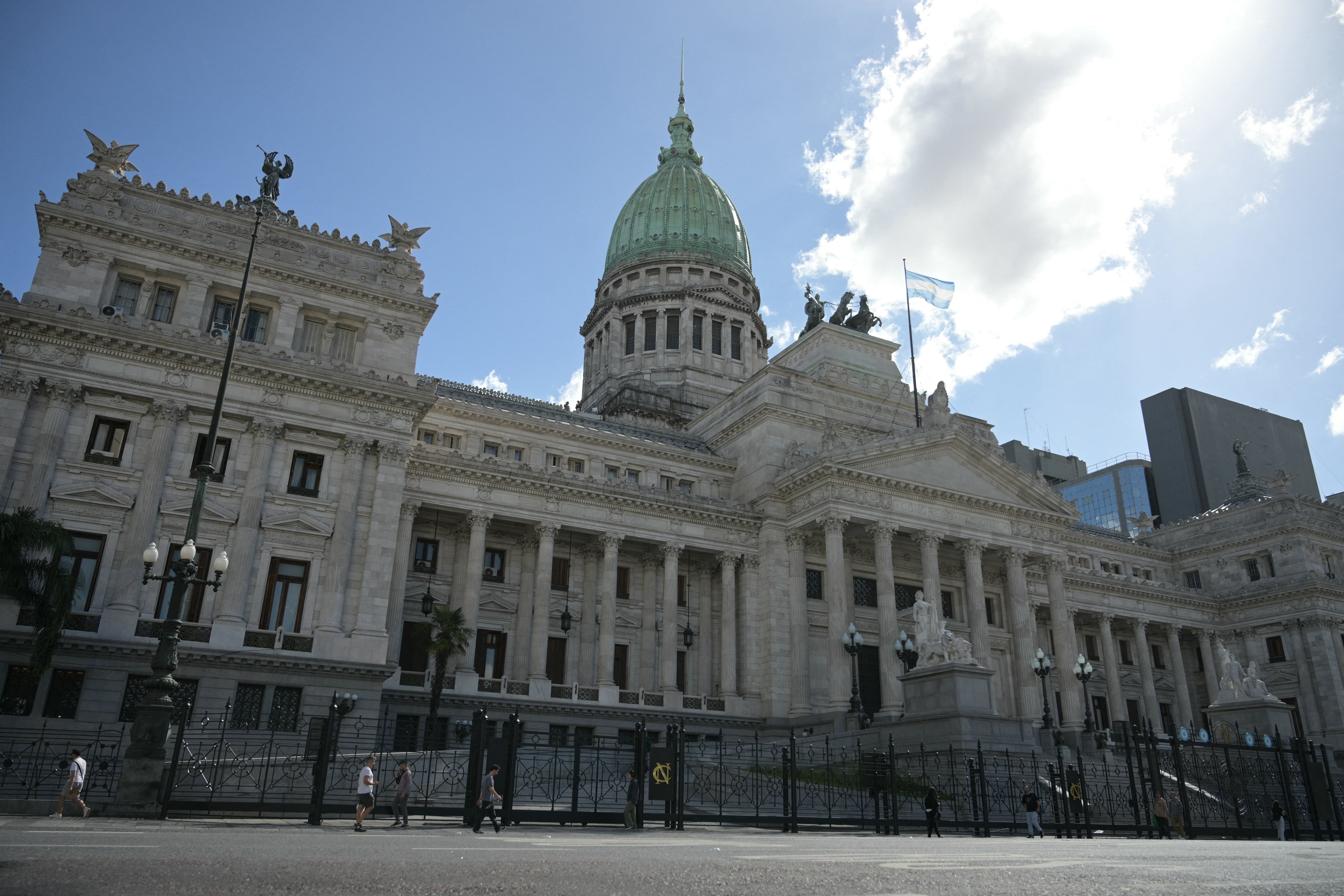 El Congreso tendrá que definir sobre un proyecto de presupuesto más que controvertido