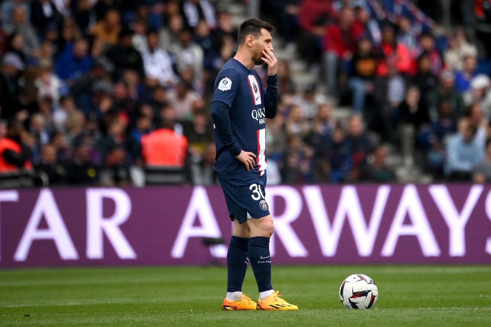 Messi recibió puntuaciones muy bajas de los medios franceses