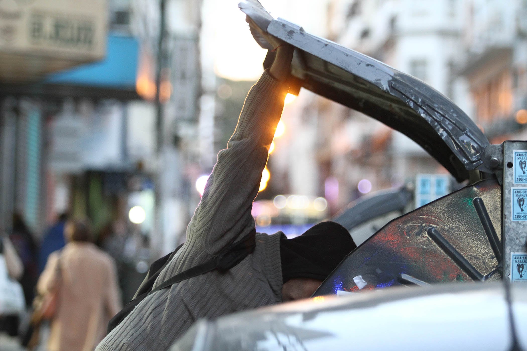 La línea de indigencia quedó en 621 mil pesos.