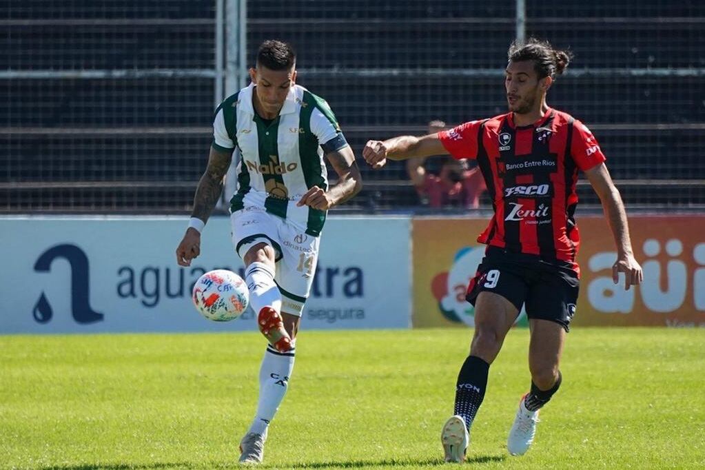 Partido parejo en Paraná.