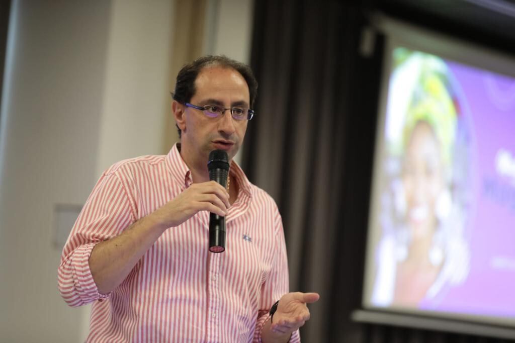 Exministro de Hacienda de Colombia José Manuel Restreo / Twitter de José Manuel Restrepo.