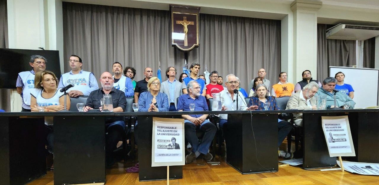 El Frente Sindical de las Universidades Nacionales comunicó que el objetivo de esta medida es oponerse a los recortes.(Prensa Conadu)