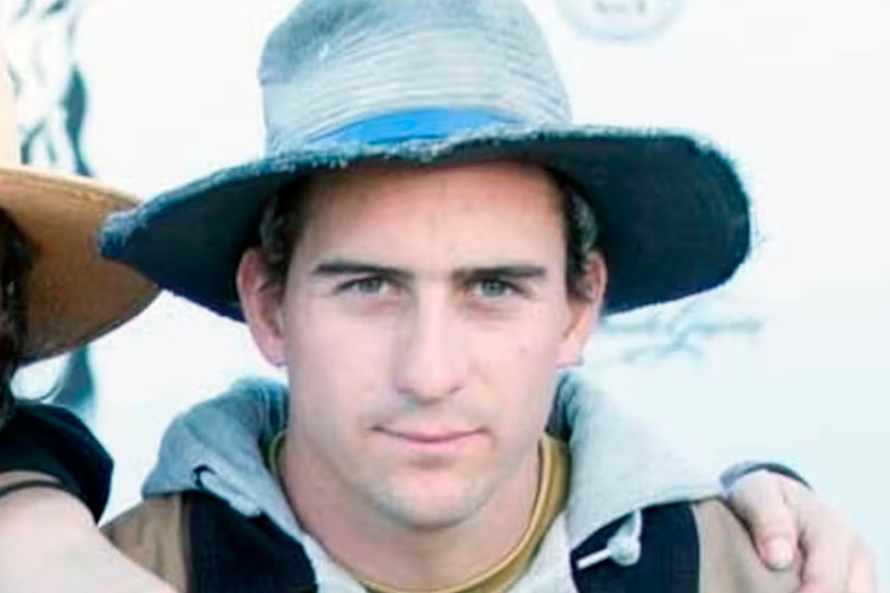 Tras atropellar en la 9 de Julio a un hombre de 36 años, Novillo Astrada huyó a la casa de su madre.