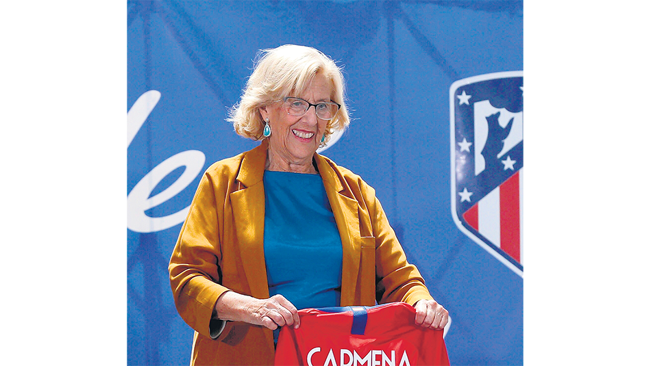 Carmena, la alcaldesa que llegó al poder con el apoyo de Podemos, va por la reelección.