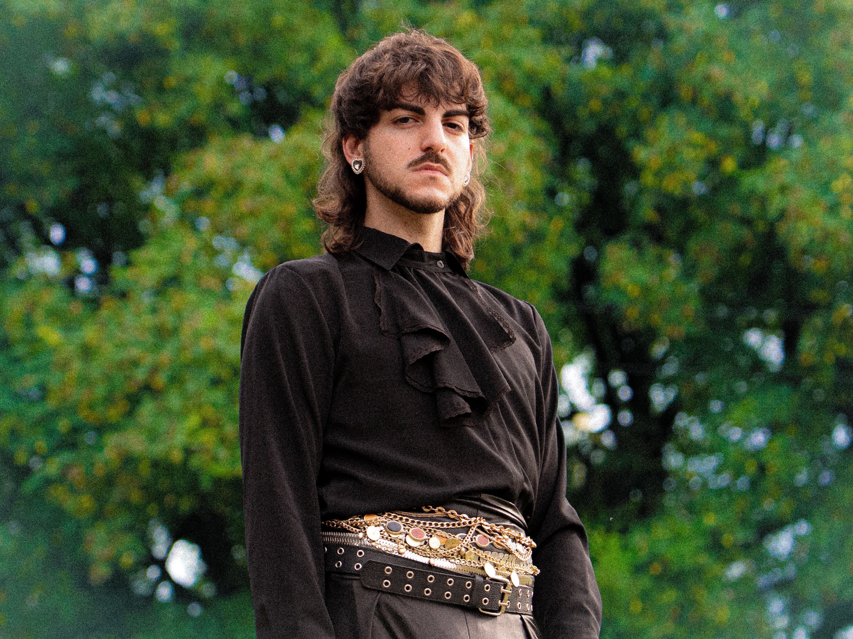 Reyna se presentará en formato full band. 