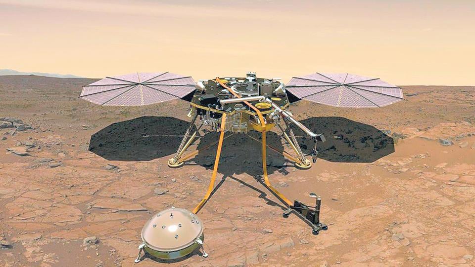 La sonda Mars InSight, de la NASA, que detectó el terremoto en Marte.