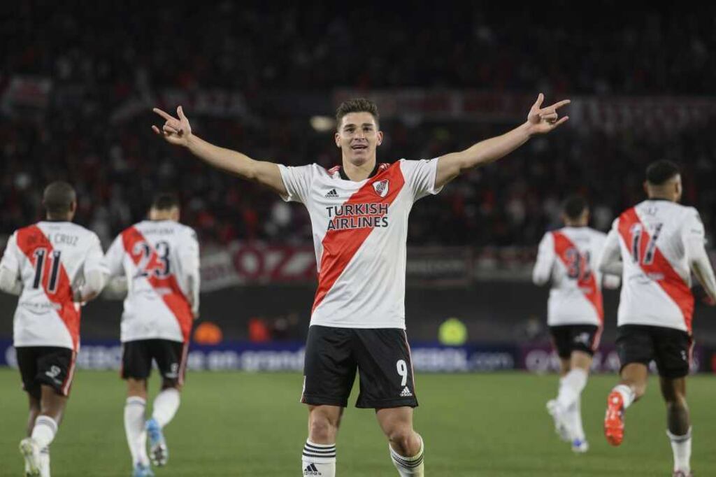 Alvarez se despachó con seis goles ante Alianza