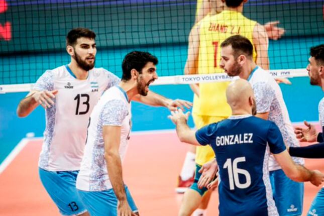 Festejo del seleccionado masculino de vóleibol.