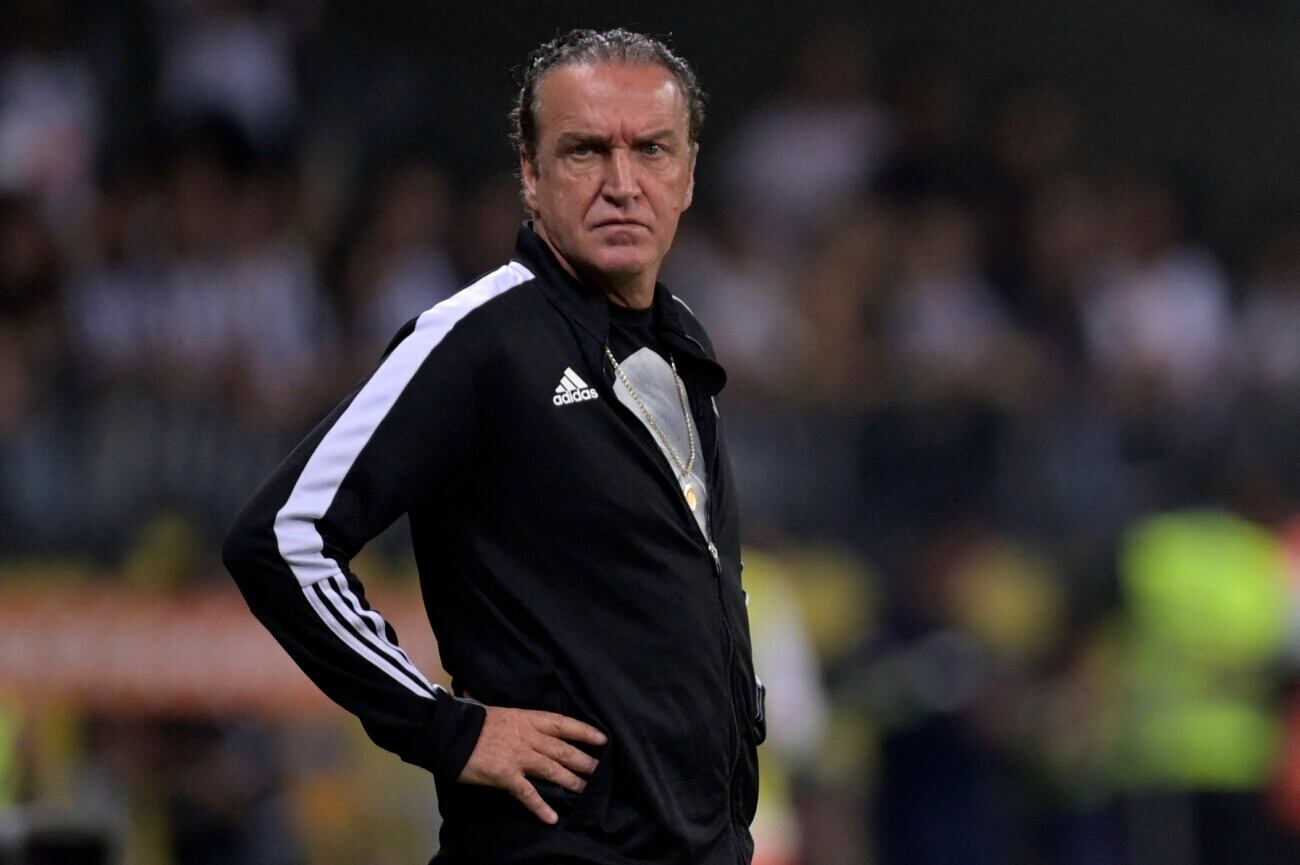 Cuca dirigió seis días a Corinthians, hasta su despido