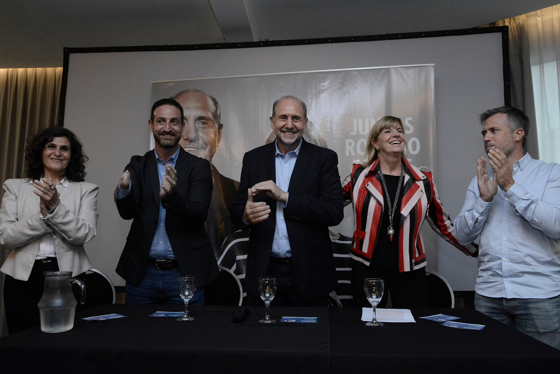 "Los necesitamos militando", aregaron los candidatos.