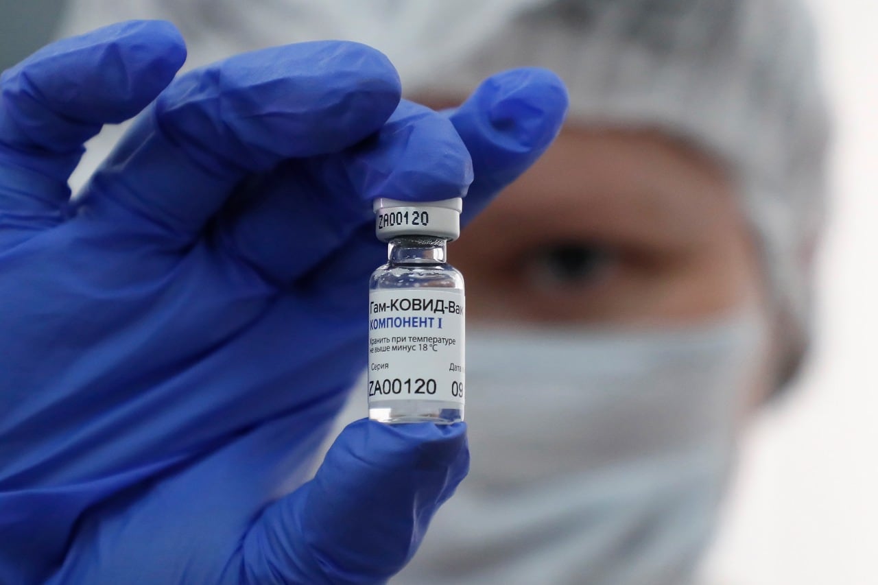 El director ejecutivo del Fondo Ruso de Inversión Directa (RDIF) dijo que se espera que la OMS apruebe la Sputnik V antes de fin de año.