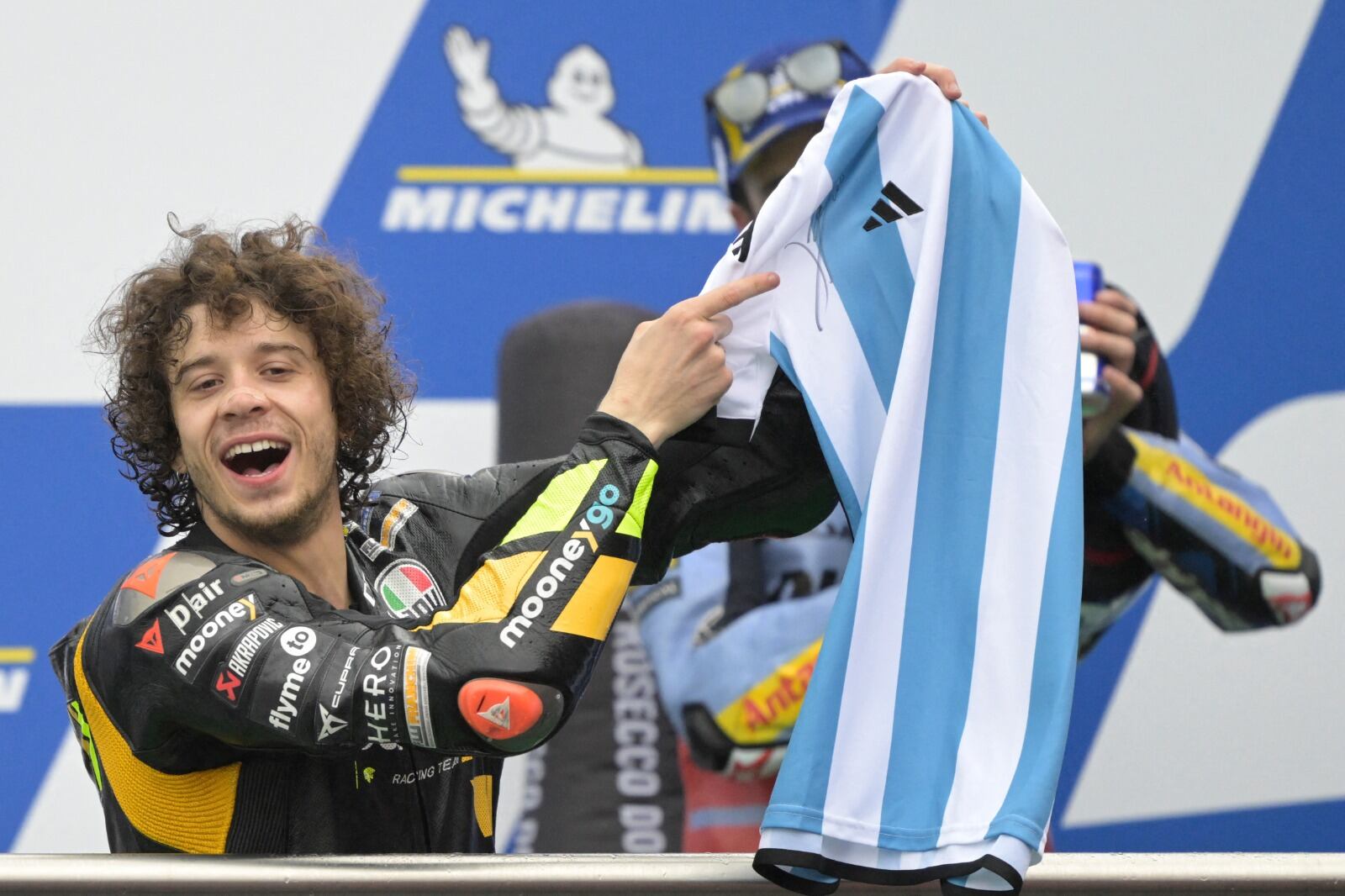 Marco Bezzecchi, flamante ganador del Gran Premio de la Argentina en Termas de Río Hondo.