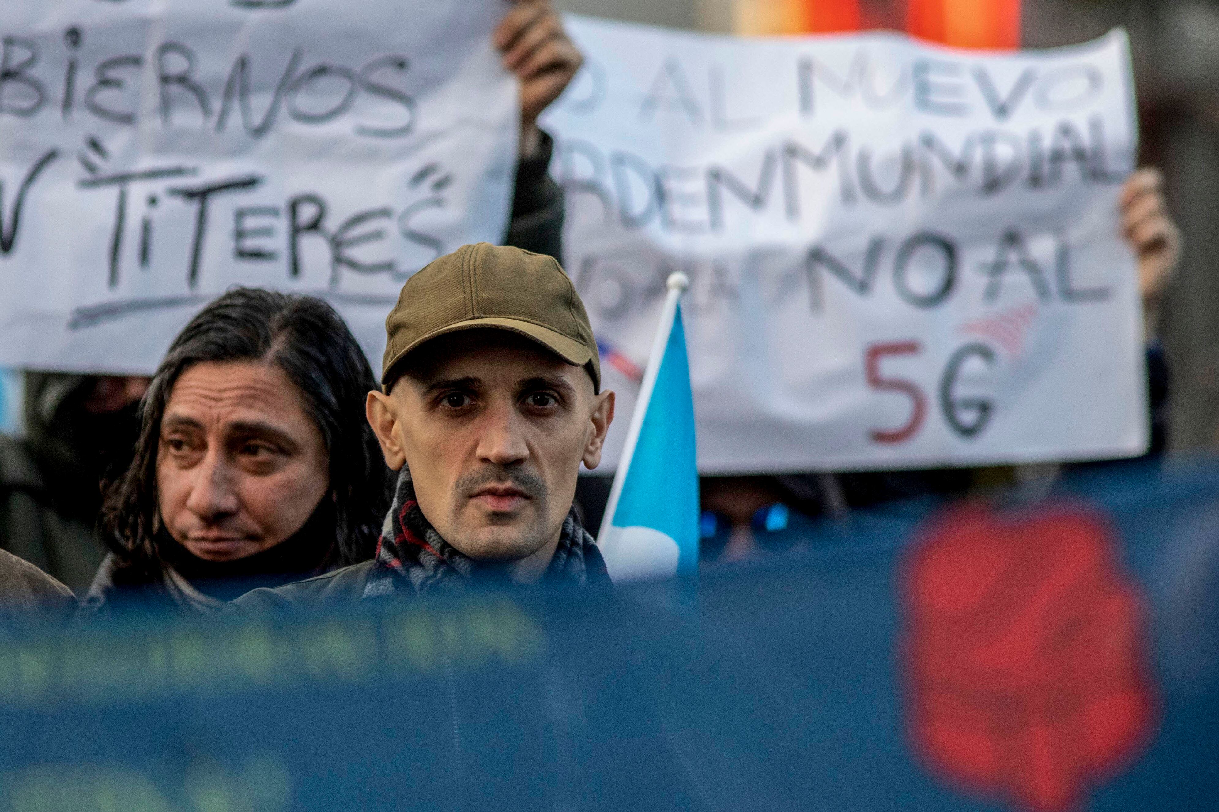 Movilización anticuarentena en el Obelisco.