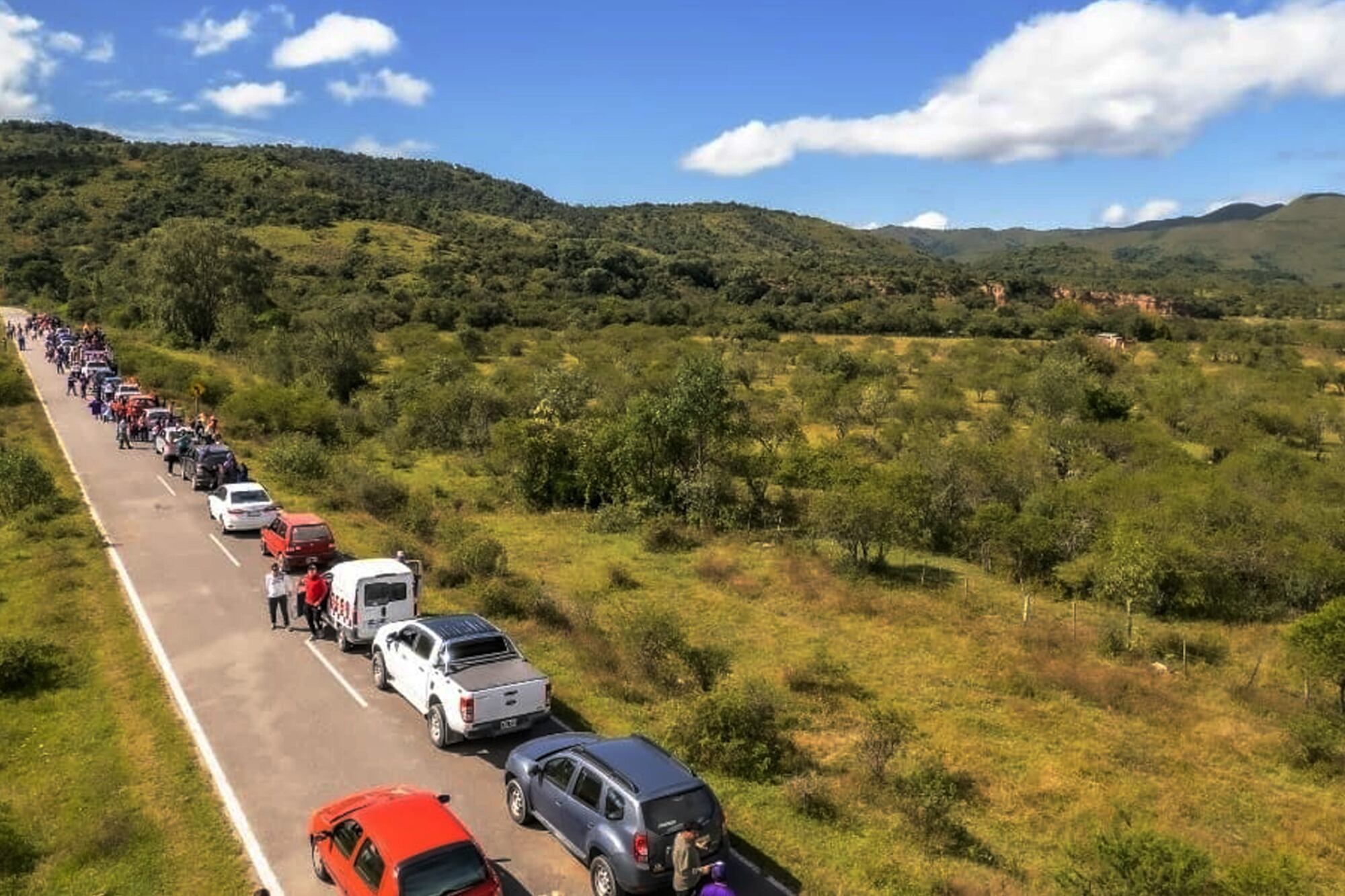 De fondo, el catastro recuperado