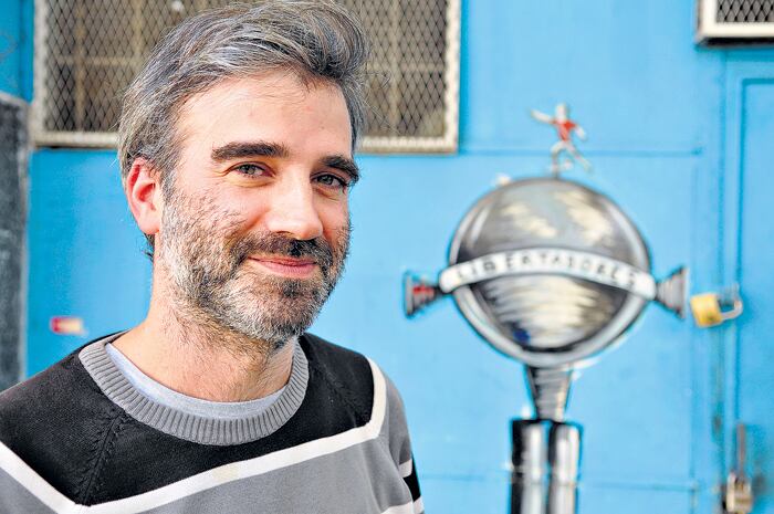 “Está lleno de disfraces por todos lados para perpetuar una situación de dominio de los medios y del capital sin límites”, afirma Hendler.