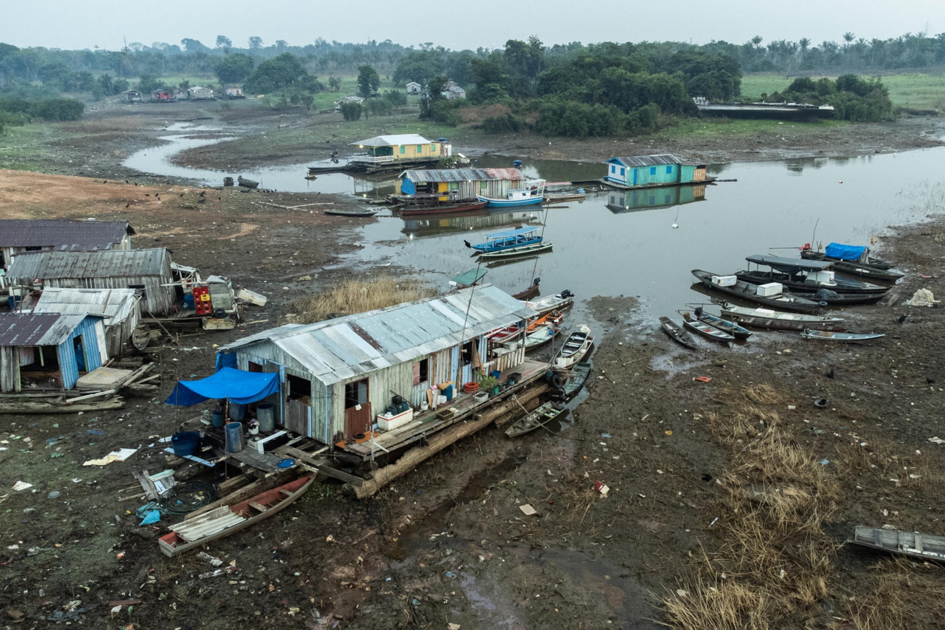 En 2024 la Amazonía brasileña sufrió una sequía extrema que dejó a muchos de sus ríos en mínimos históricos.