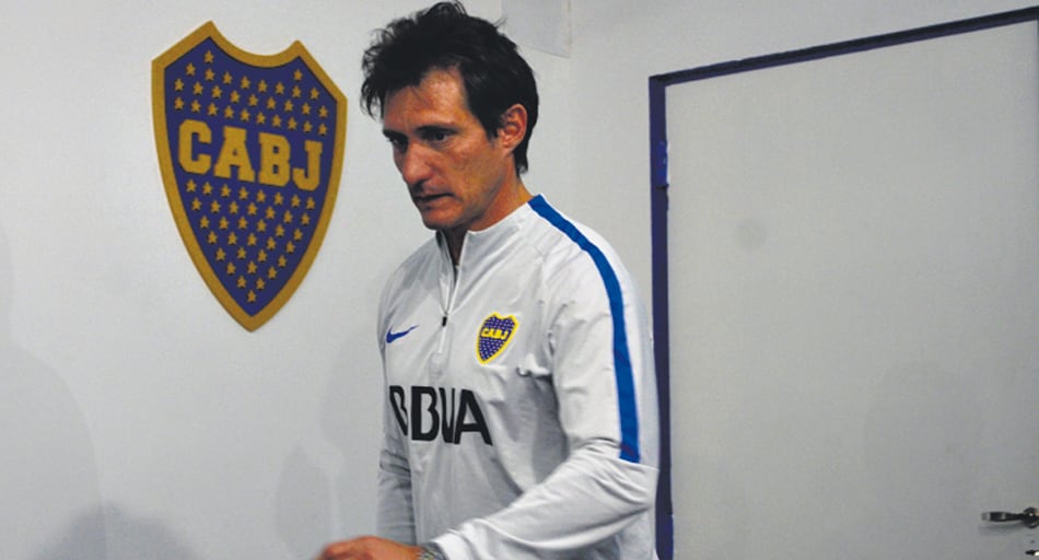 Guillermo Barros Schelotto, DT de Boca. Espera por Espinoza.