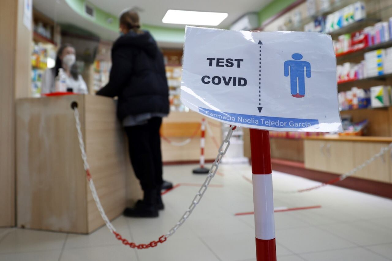 Pedro Sánchez adelantó que se apostará por el "mismo modelo" para controlar la evolución del coronavirus que para la gripe.