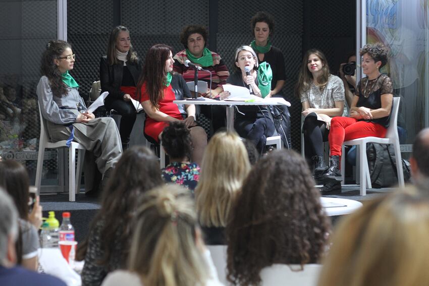 "Es un momento muy emocionante porque cuando decimos la palabra 'feminista' nadie sale corriendo", señaló Marta Dillon.