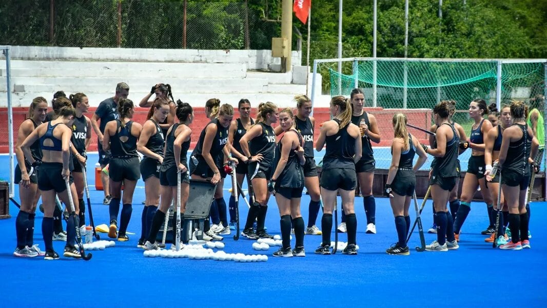 Las Leonas se preparan para el debut en la FIH Pro League.