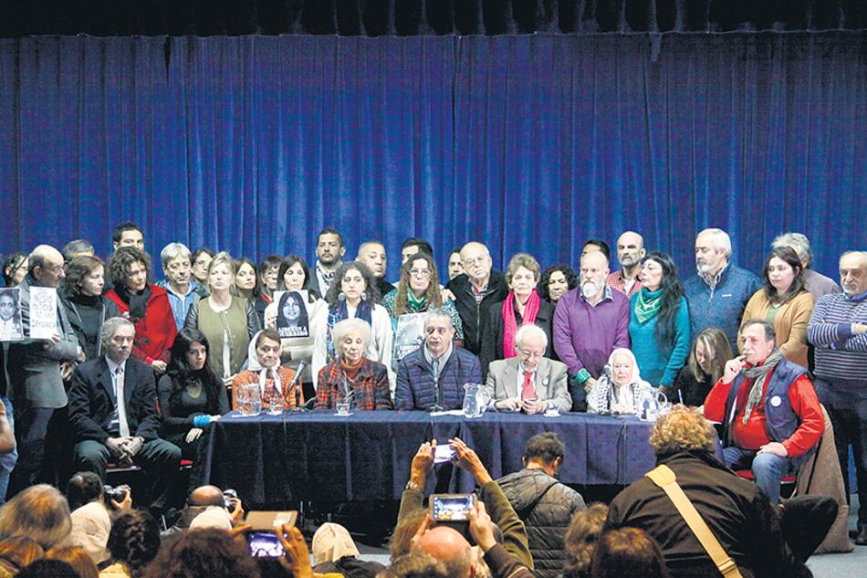 La conferencia de prensa se realizó en el anexo de la Cámara de Diputados.