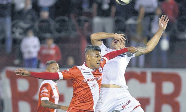 El encuentro mostró a dos equipos con una clara vocación ofensiva.