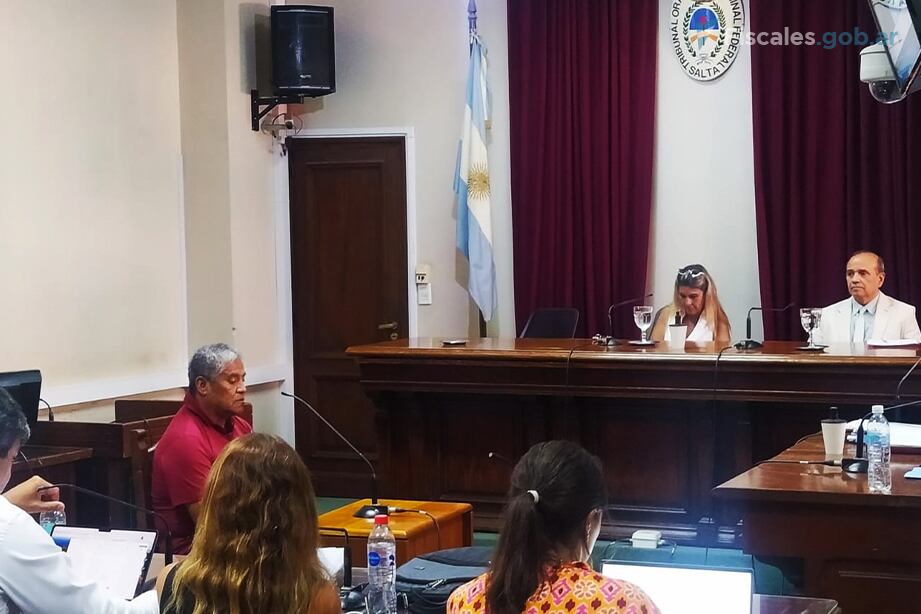 Felipe Quispe (centro), condenado a 7 años de prisión