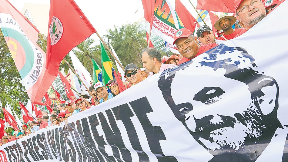Simpatizantes de Lula y de la democracia en Brasil obtuvieron una victoria ayer con el pronunciamiento de la ONU.