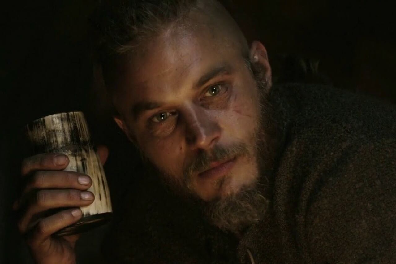 Mark Forsyth revisa los salones de hidromiel vikingos, el whisky de los vaqueros y la revolución del vodka.