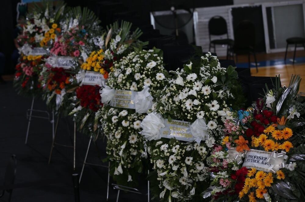 El velorio de Sabella se desarrolla en el predio de la AFA.