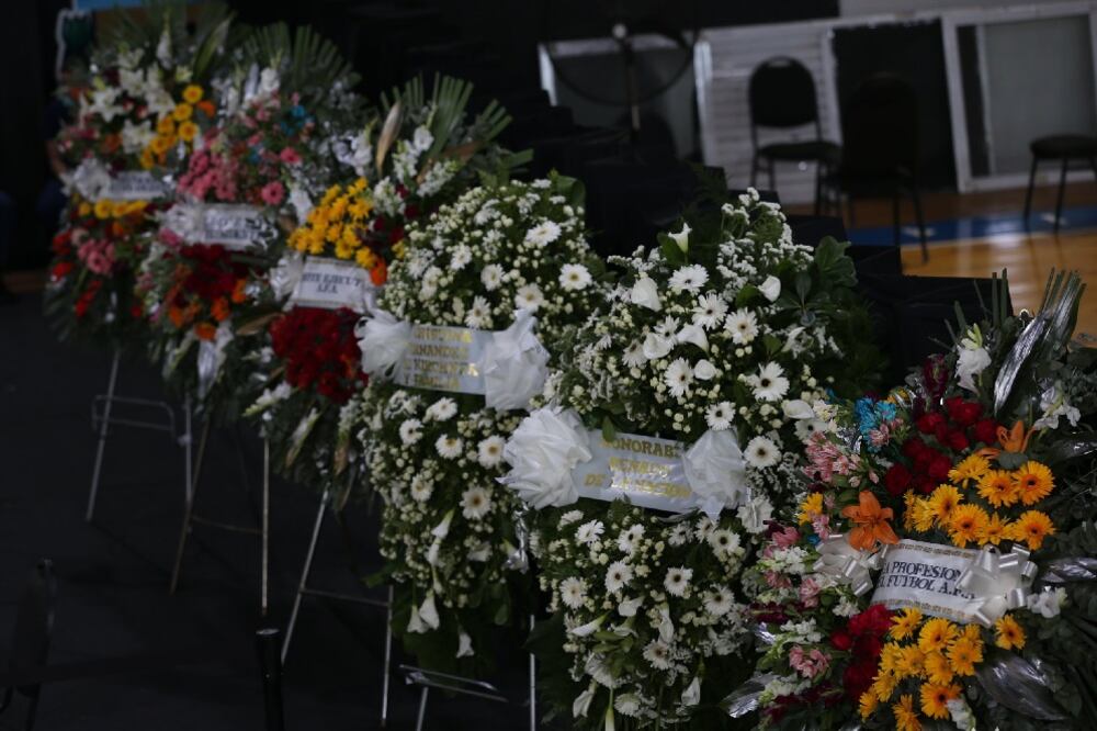 El velorio de Sabella se desarrolla en el predio de la AFA.