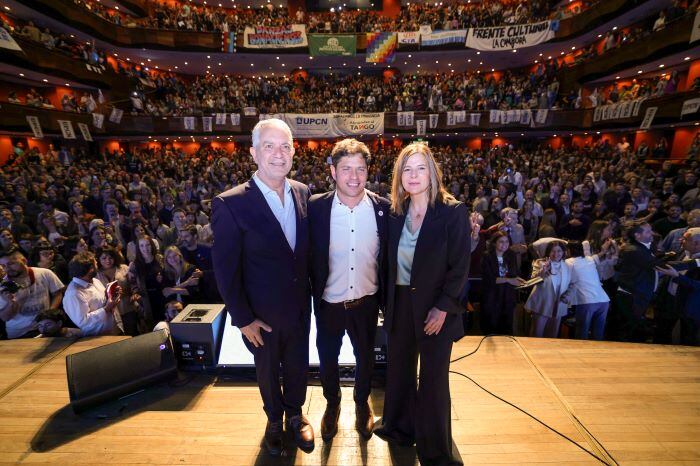 Julio Alak, Axel Kicillof y Florencia Saintout.