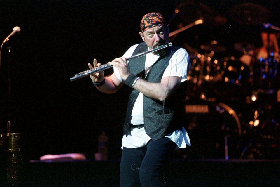 La banda Jethro Tull, liderada por Ian Anderson, lanzó Acqualung, una de las obras cumbre del rock progresivo, el 19 de marzo de 1971