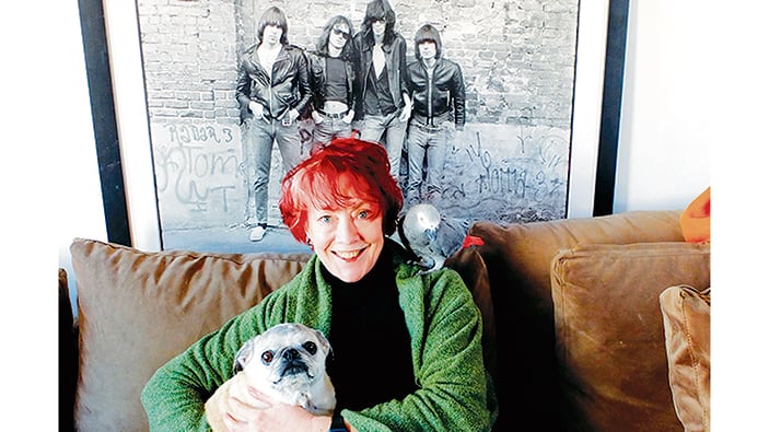 “Que hoy mucha gente pueda sacar fotos confirma mi decisión de no querer ser más fotógrafa”, dice Bayley.