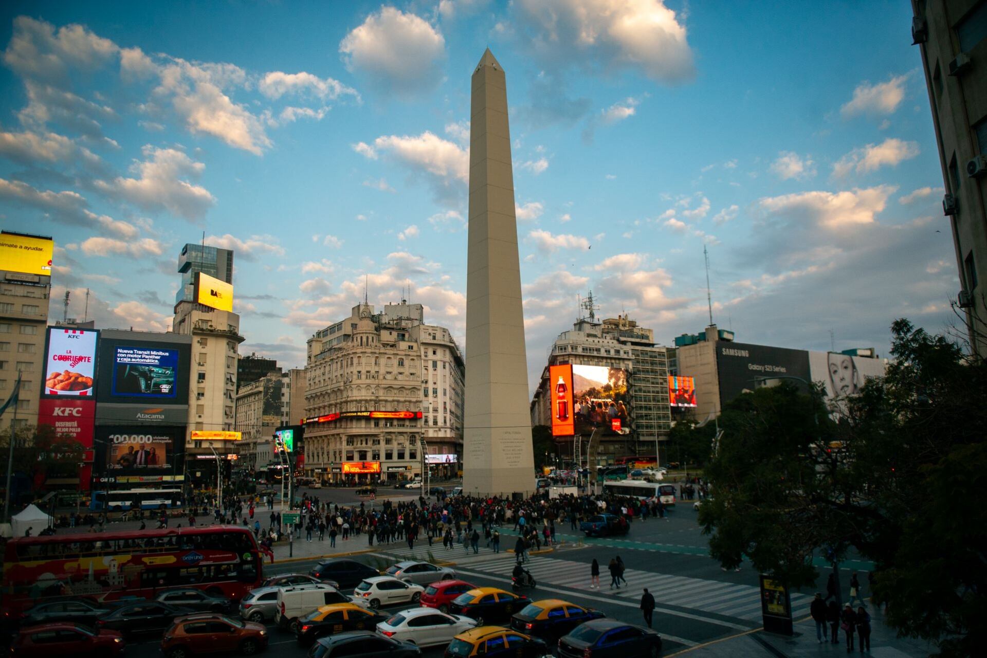 Subir al mirador del Obelisco: la Ciudad habilitó las visitas para este fin de semana