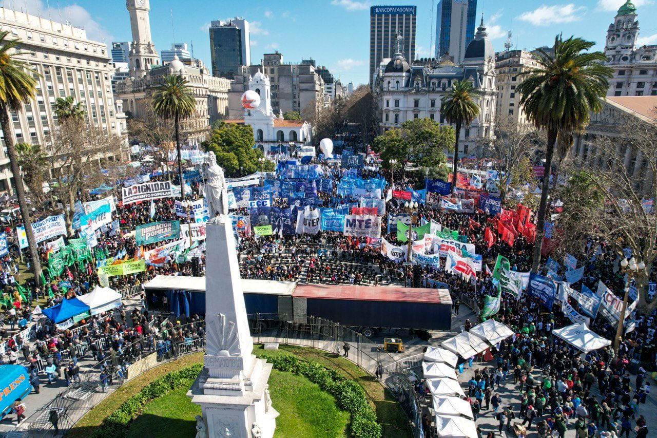 El paro de la CGT es el 10 de abril pero tendrá una movilización el día anterior.