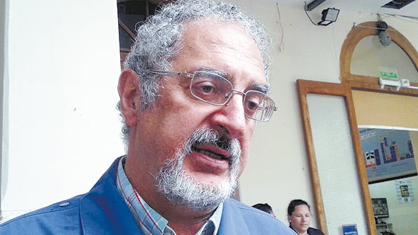 “El ministro Bohuid sabe que está en falta con el cumplimiento de su deber como funcionario público”, advirtieron los profesionales.