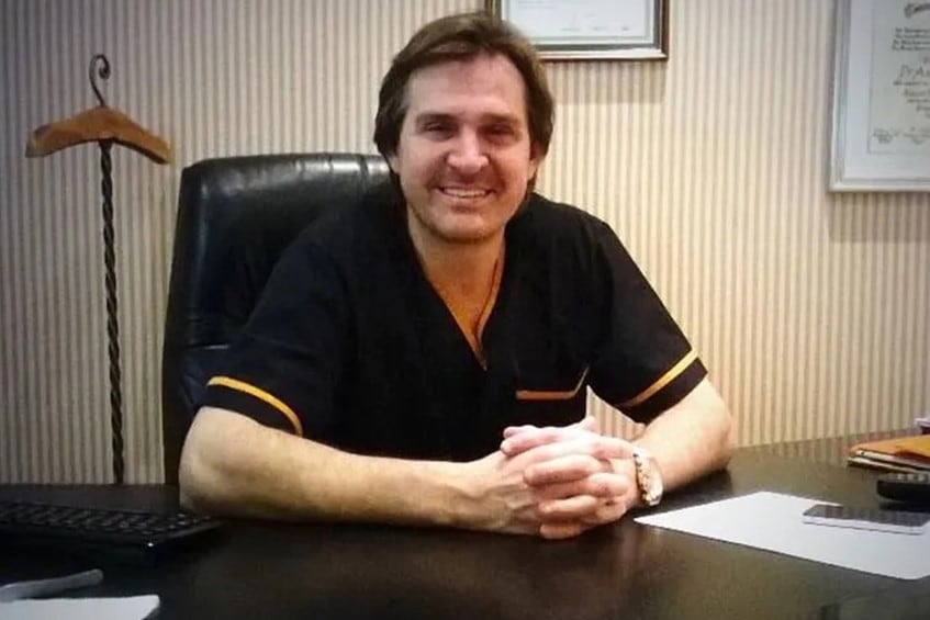 Aníbal Lotocki, cirujano