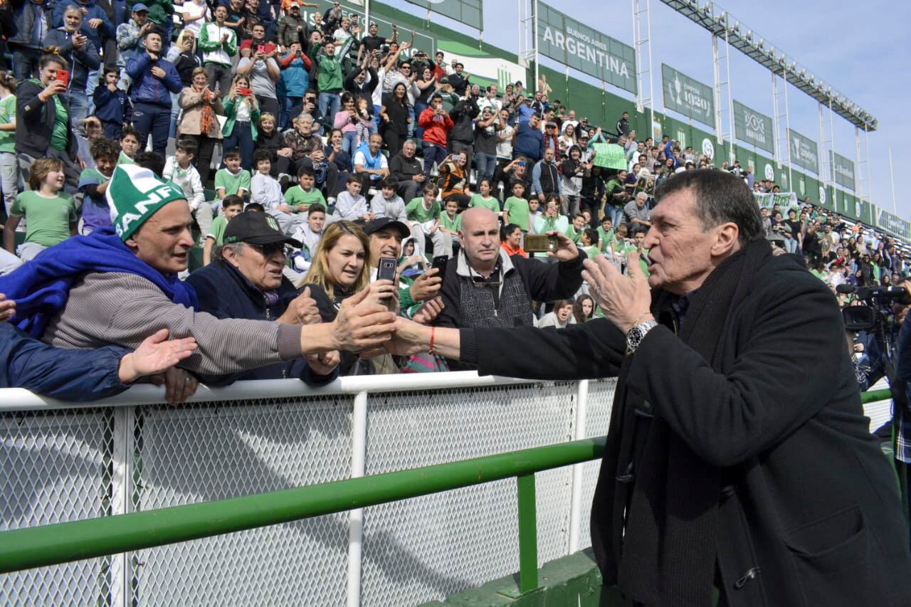 El DT escribió buenas historias en Banfield.