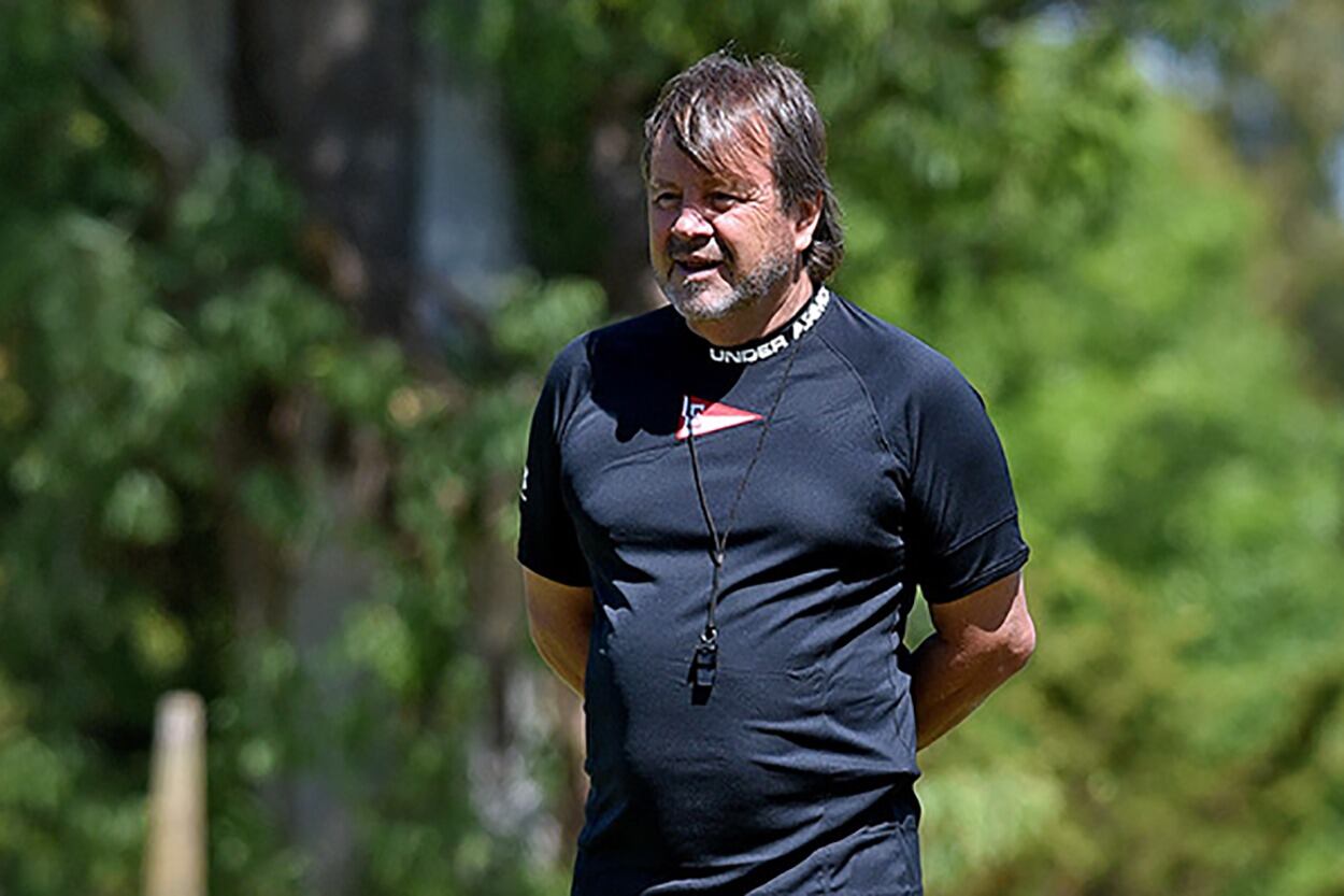 El Ruso Zielinski, garantía de confianza al mando de Estudiantes