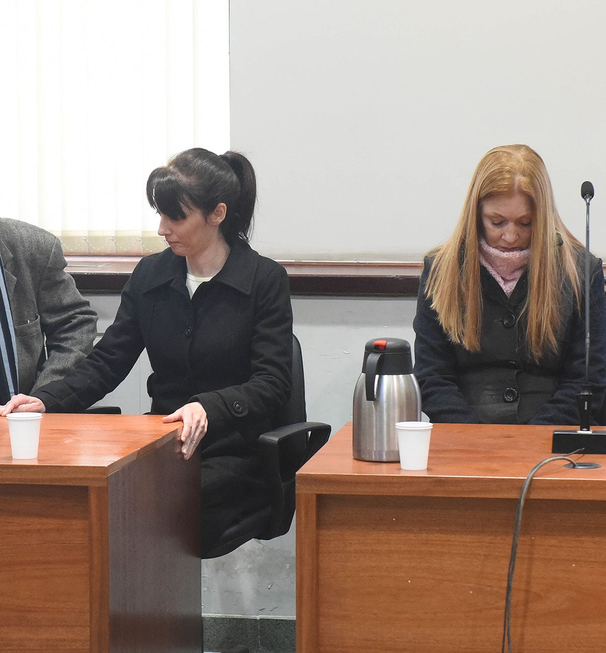 Seguer y su madre, Alicia Fernández, escucharon la imputación.