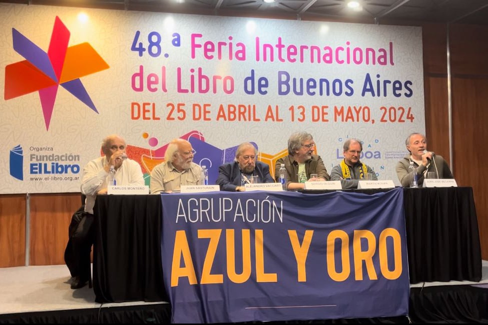 No hubo camisetas de Boca, pero sí banderas, bufandas y chicanas.